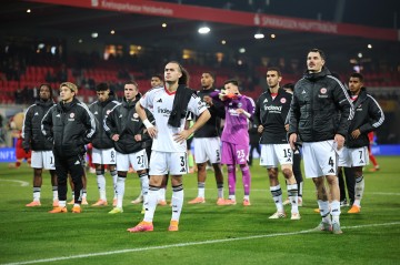 托普穆勒就法兰克福球星埃布努塔利布的伤势给出令人不安的更新