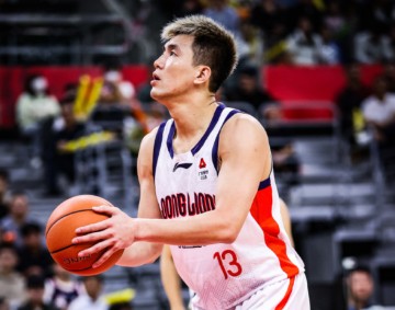 kaiyun-官宣复出！只打2场，郭艾伦还在争取全明星